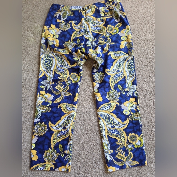 Banana Republic Blue and Yellow Floral Cropped Pants - Picture 6 of 6